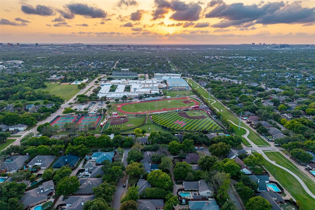 Lake Highlands Square - Residential