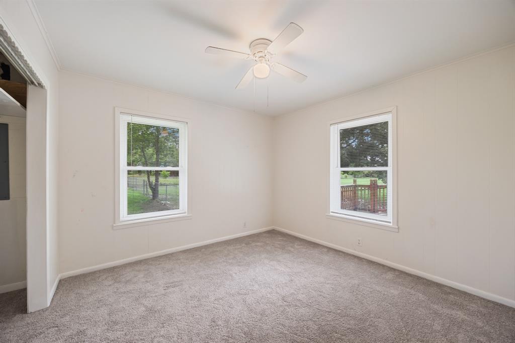 A0292 SUMMERLIN A S ACRES 1.251 - Residential