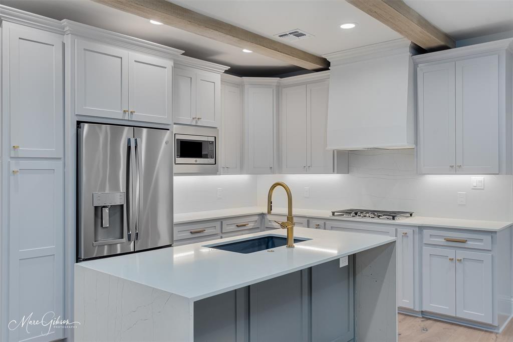 Provenance Ph 01 - Residential