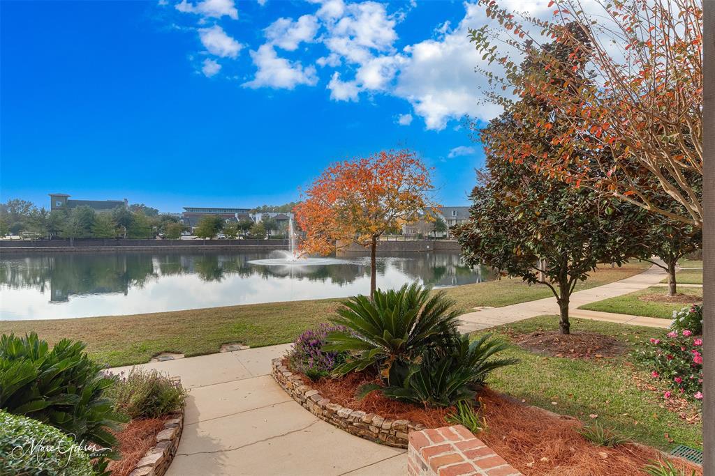 Provenance Ph 01 - Residential