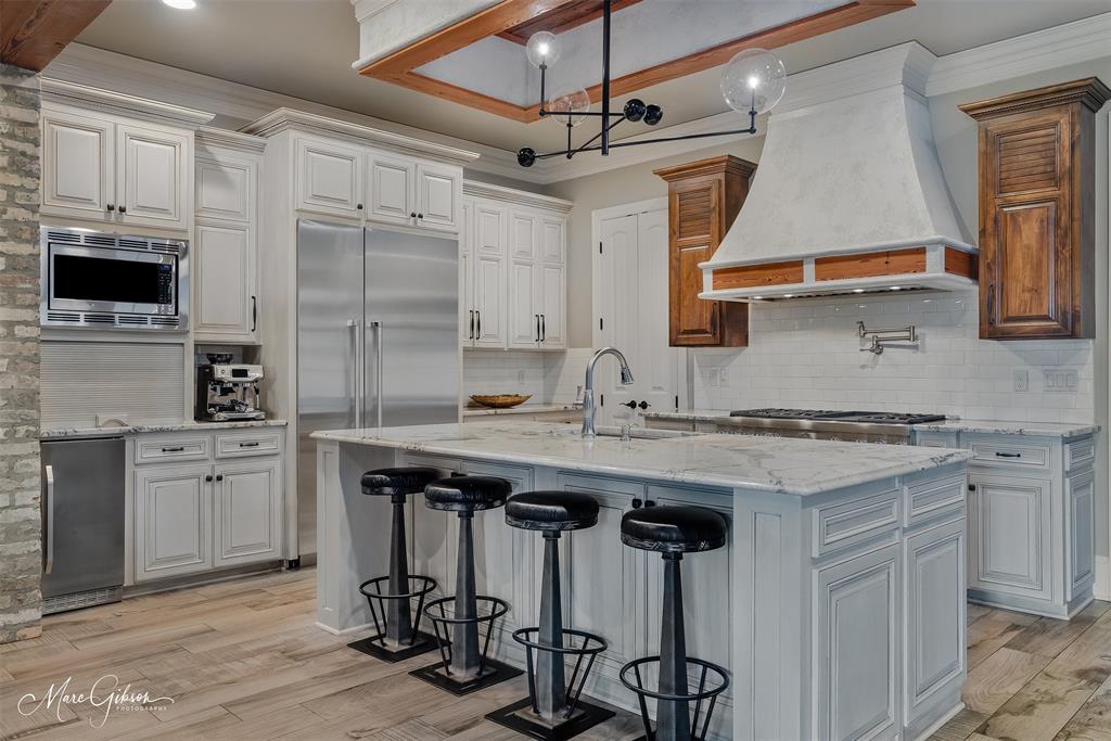 Provenance Ph 01 - Residential