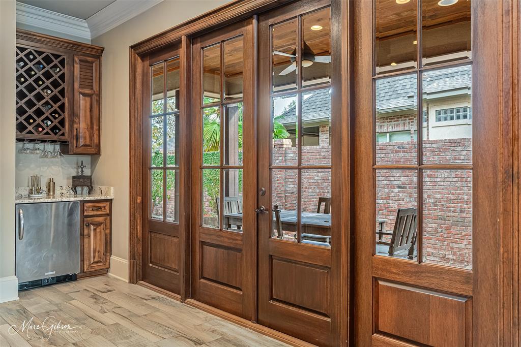 Provenance Ph 01 - Residential