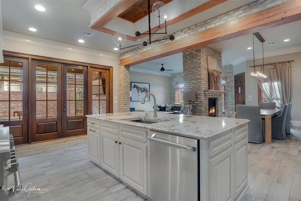 Provenance Ph 01 - Residential