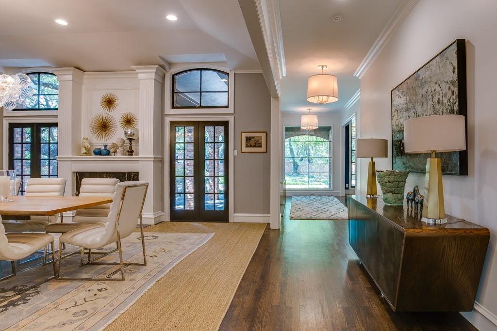 Lennox Royal - Residential