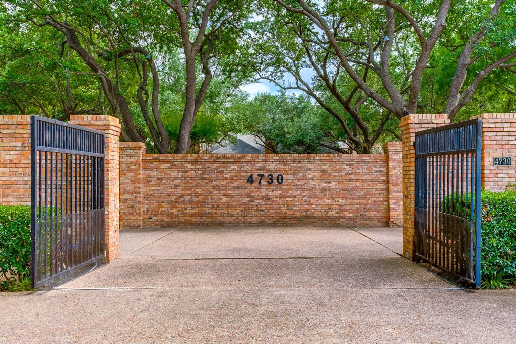 Lennox Royal - Residential