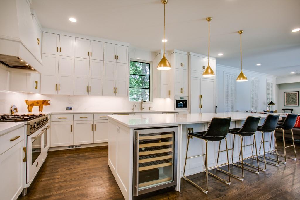 Lennox Royal - Residential