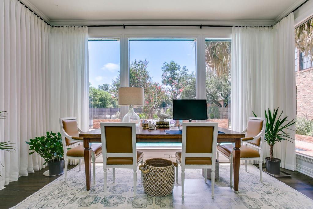 Lennox Royal - Residential