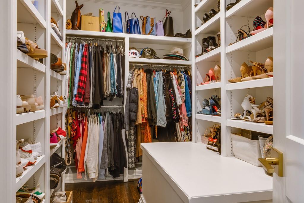 Lennox Royal - Residential