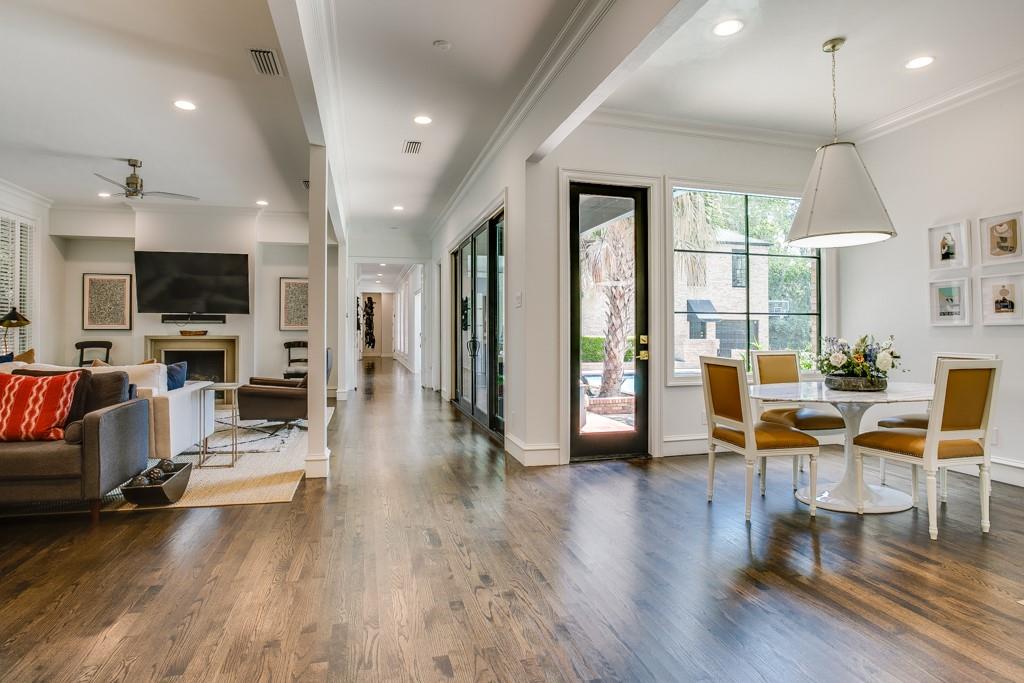 Lennox Royal - Residential