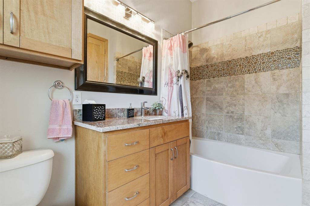 Country Living Add - Residential