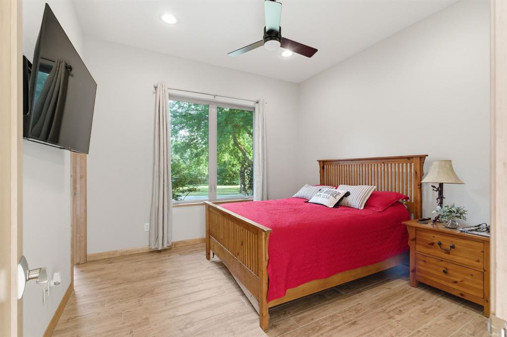 Country Living Add - Residential