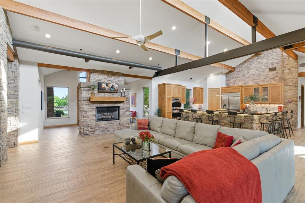 Country Living Add - Residential