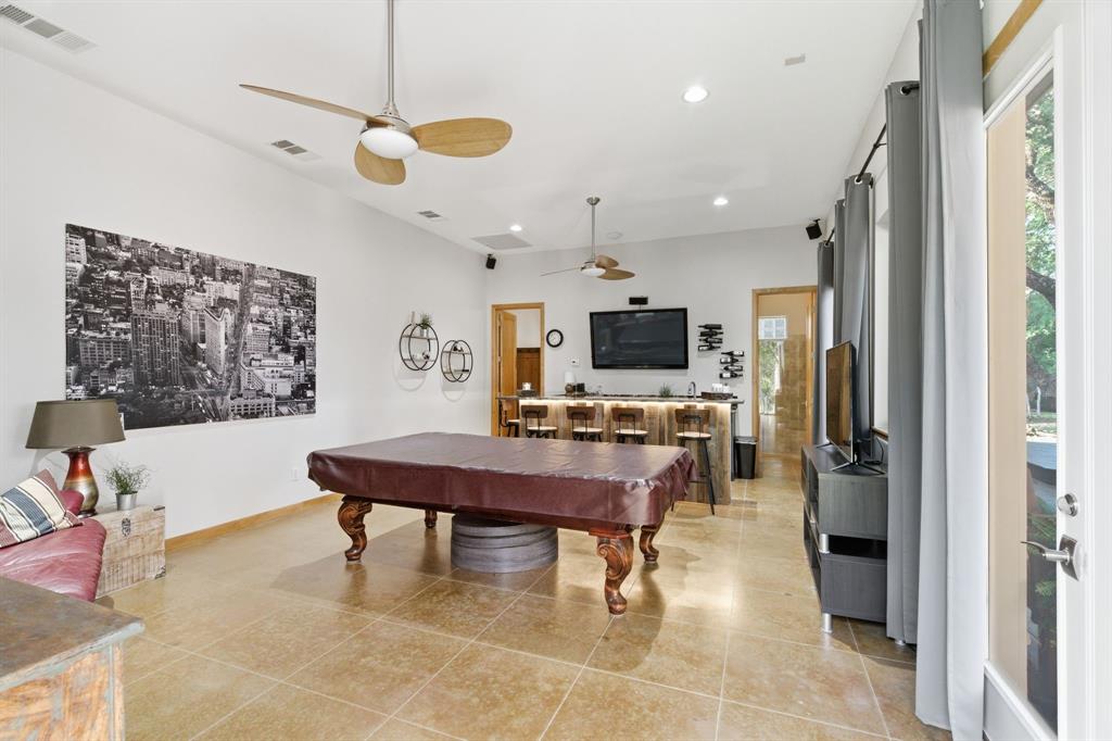 Country Living Add - Residential