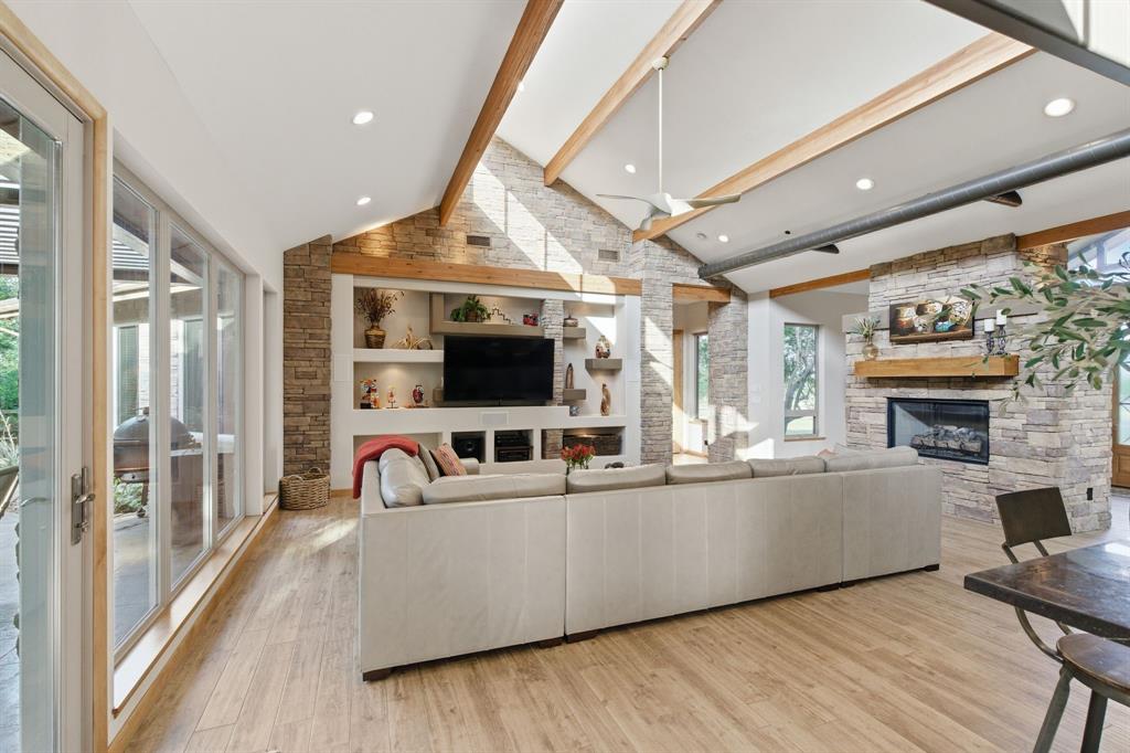 Country Living Add - Residential