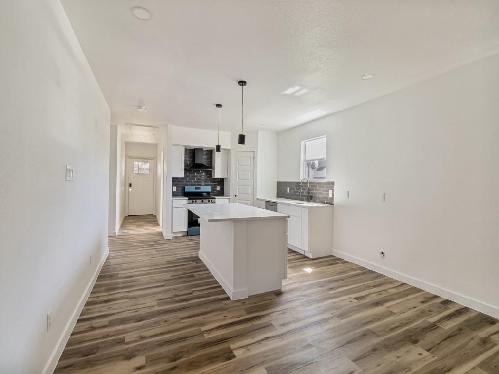 English Place - Residential