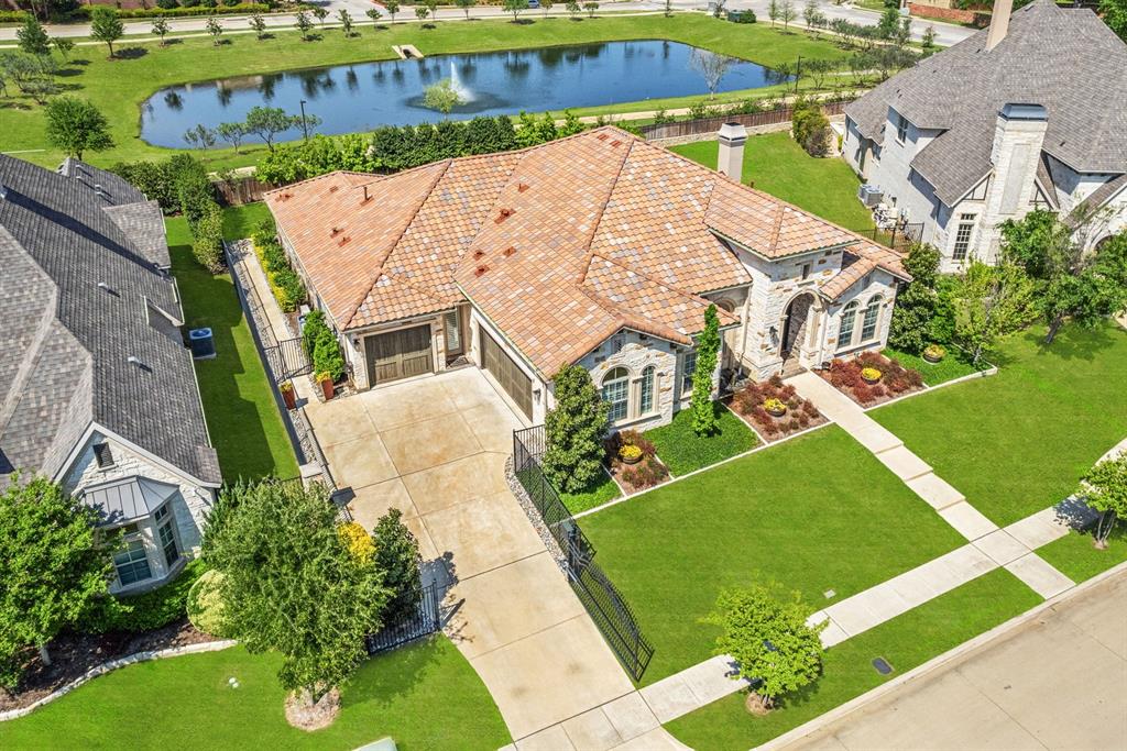 309 Woodsong Way