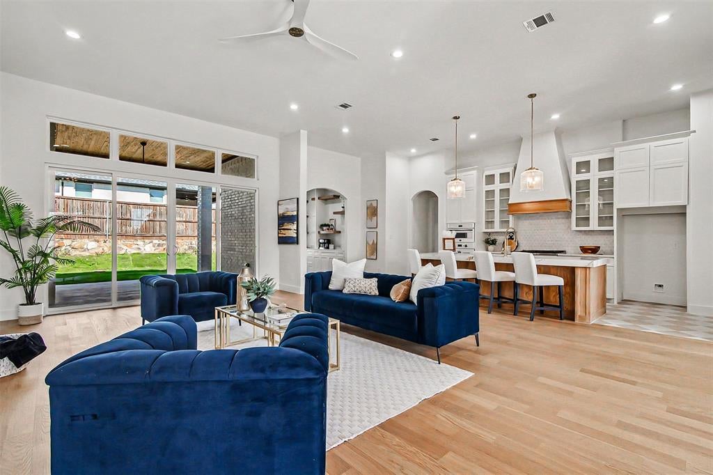 929 Claystone Ridge Drive