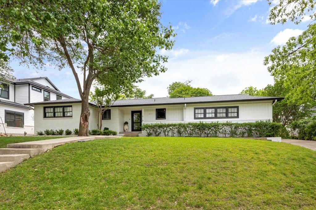 3121 Benbrook Boulevard