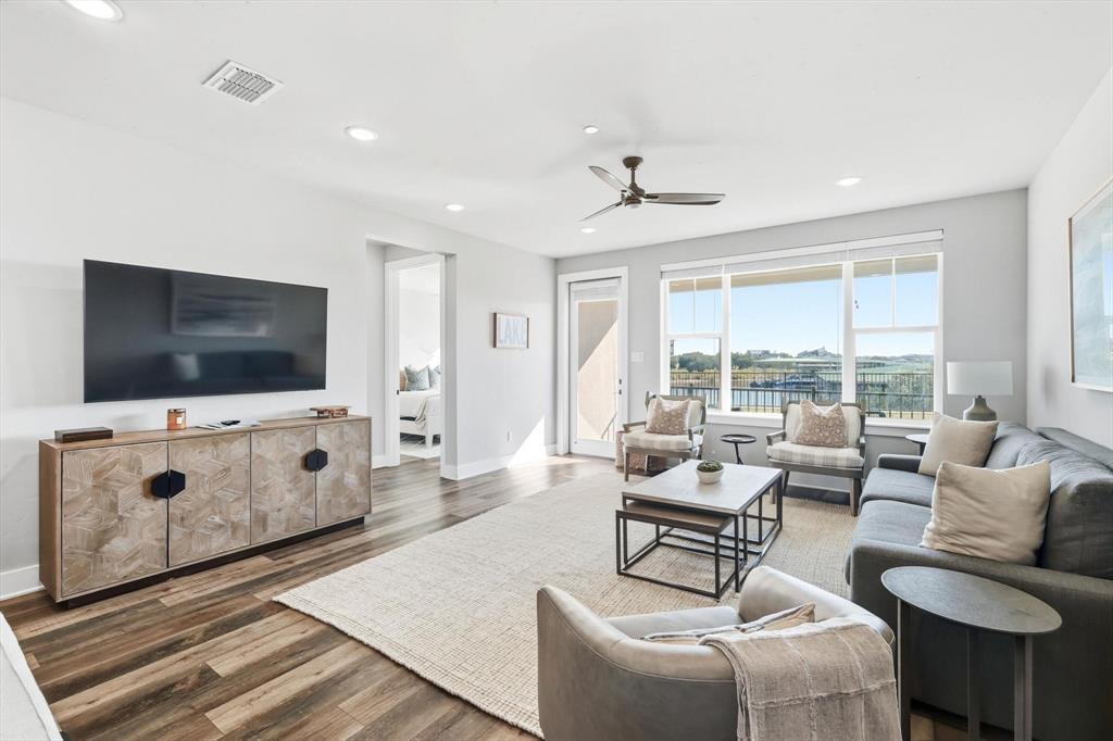 Harborview - Residential