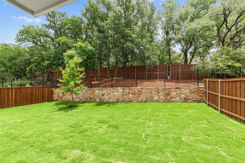 6208 Escarpment Drive