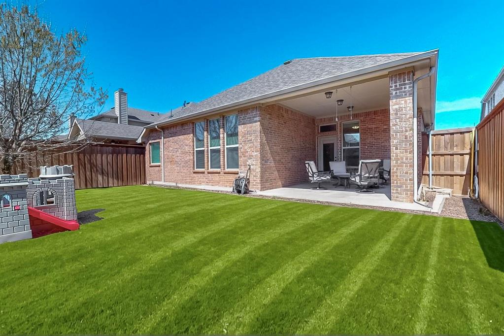 5517 Datewood Lane