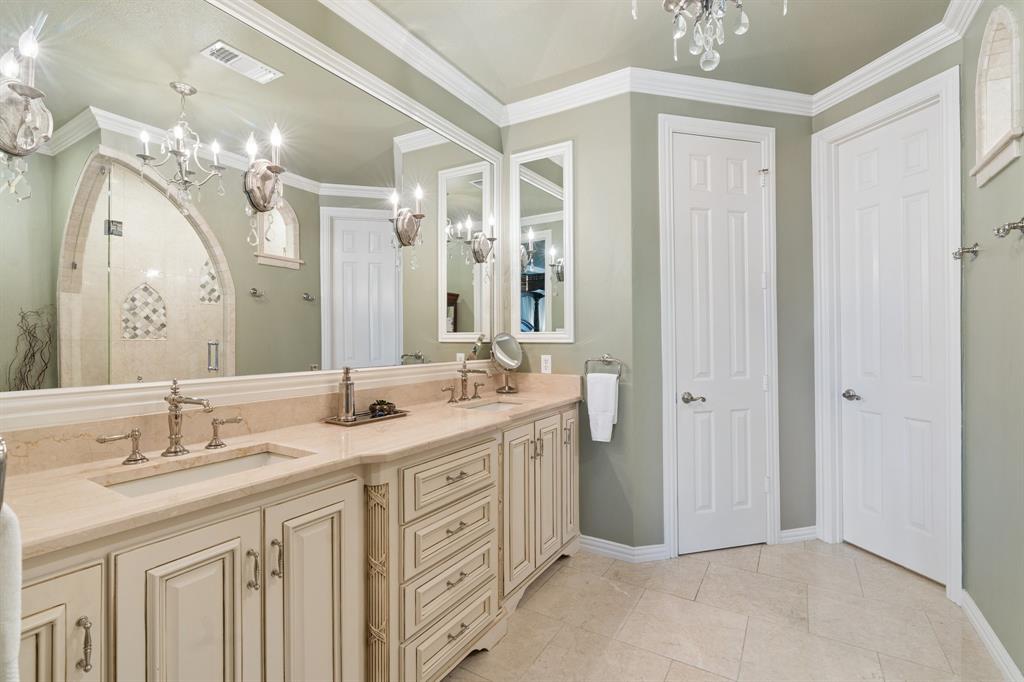 4325 Castle Rock Court