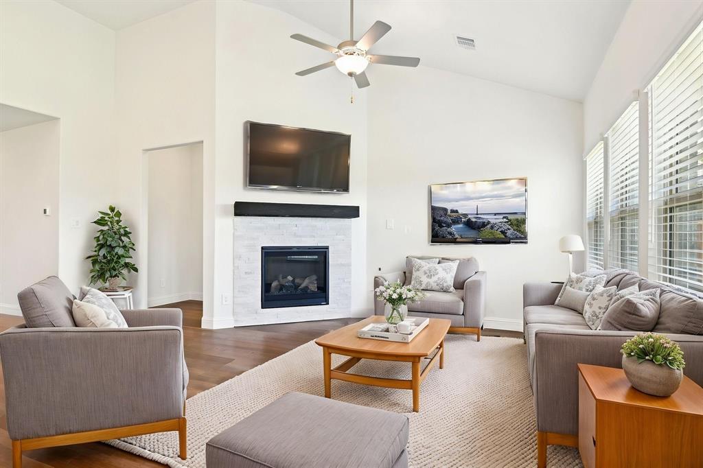 2321 Wellington Lane