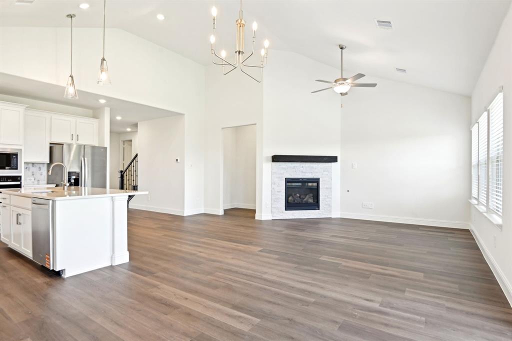 2321 Wellington Lane