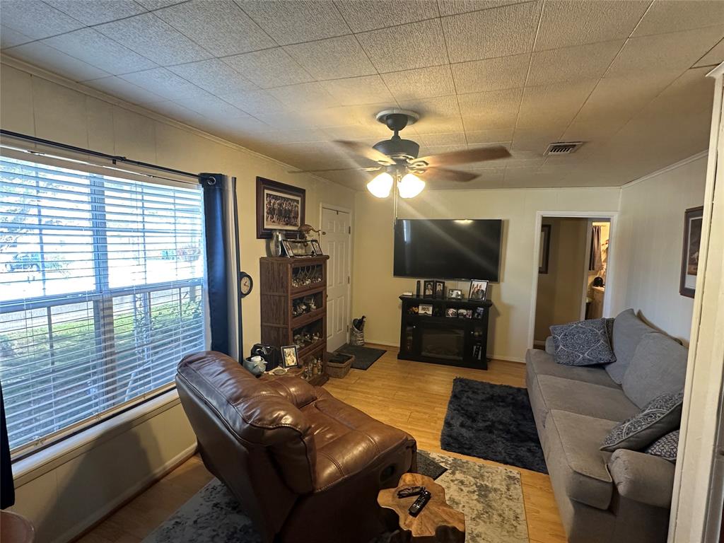 Rues S J Add - Residential