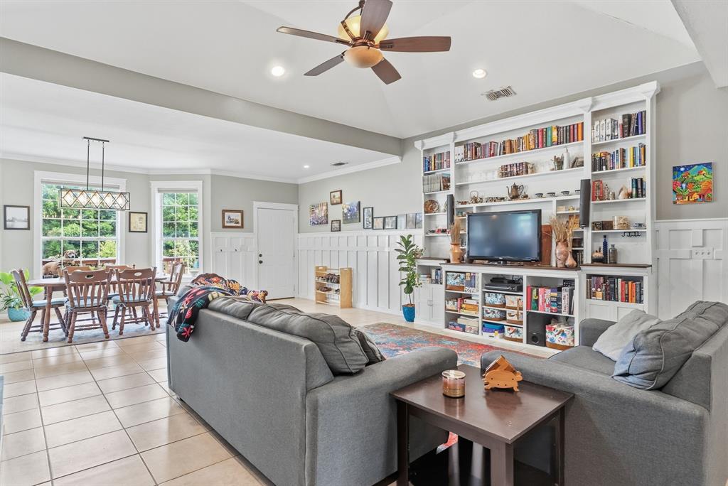 16465 County Road 196