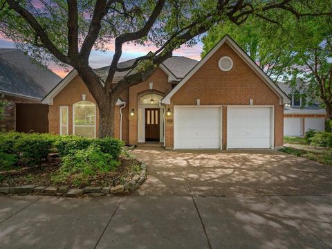 3810 Azure Lane Addison TX 75001