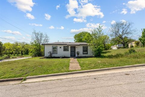 1924 Irma Street Fort Worth TX 76104