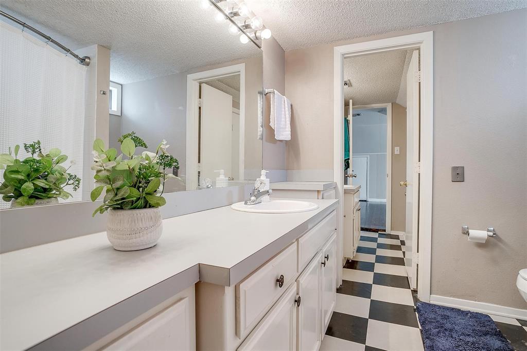 Weatherford P R Add - Residential Lease