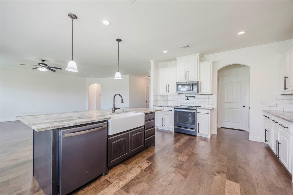 Whispering Winds Ph 1 - Residential Lease