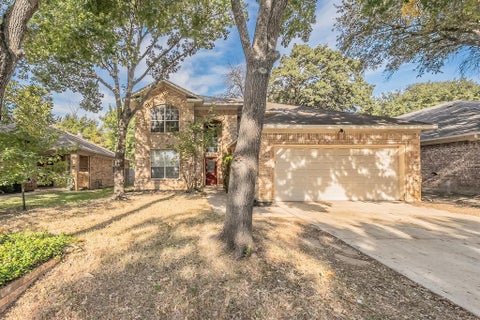 Photo of 1933 Torrey Pine Drive, Flower Mound, TX 75028 (MLS # 21422715)