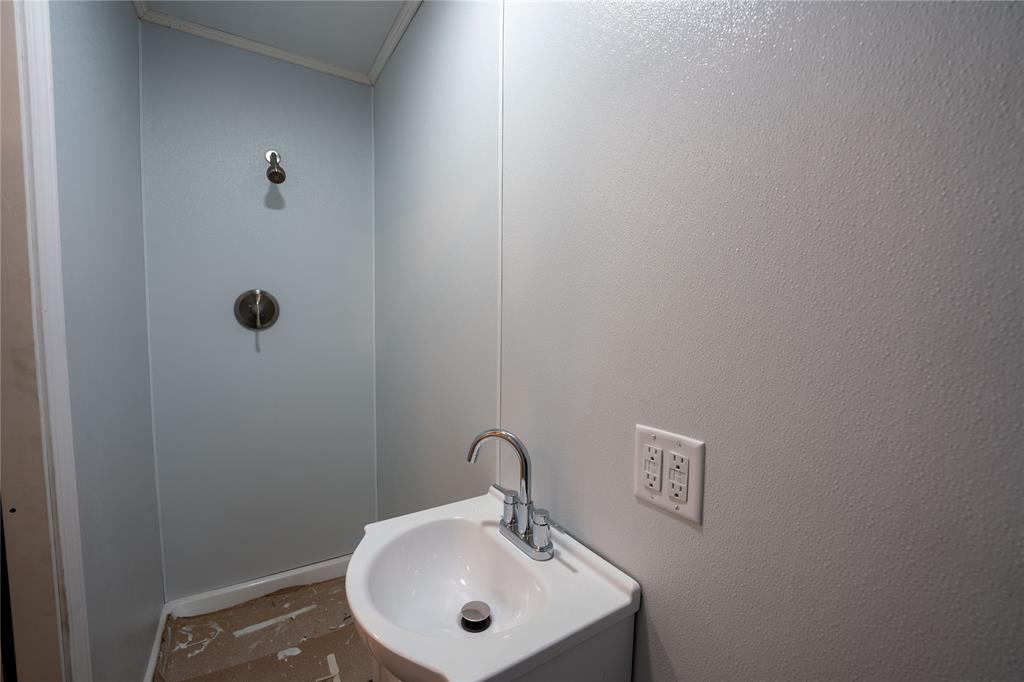 City SW - Commercial Sale