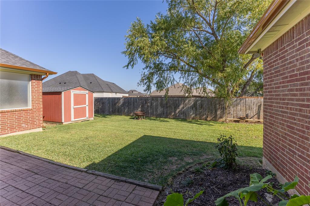 1605 Twin Oaks Drive