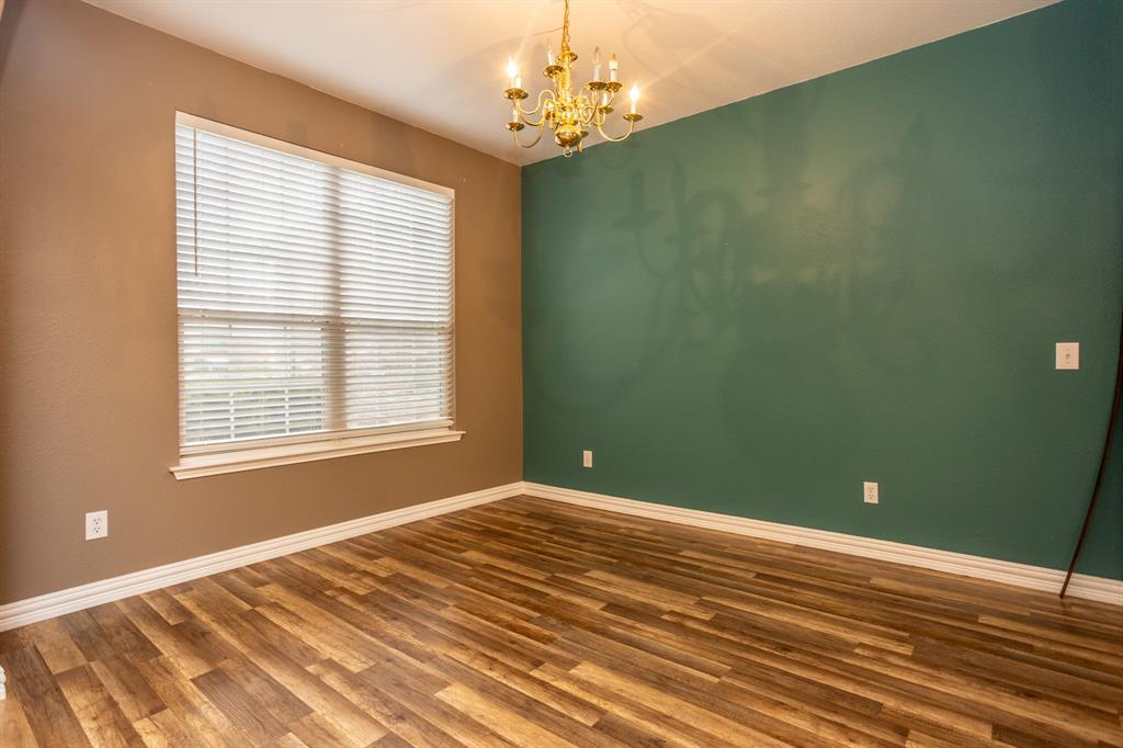 2708 Castlecove Drive