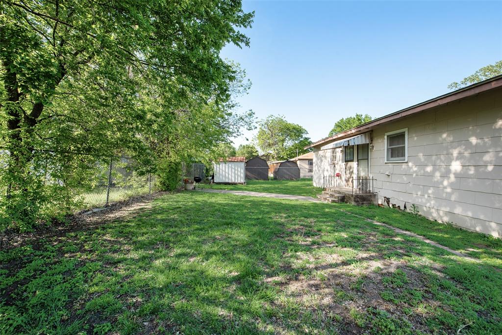 132 San Saba Avenue