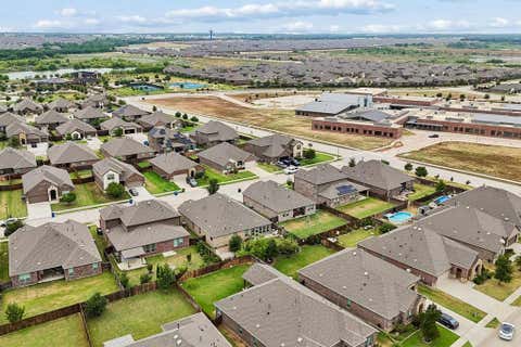 Tiny photo for 2900 Half Moon Road, Aubrey, TX 76227 (MLS # 21341516)