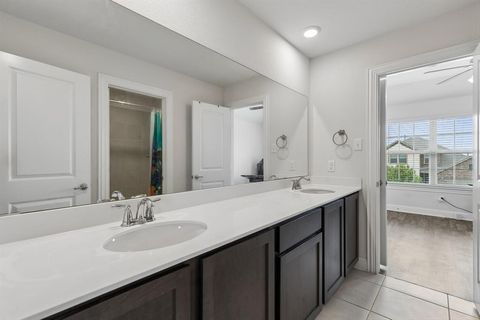Tiny photo for 2900 Half Moon Road, Aubrey, TX 76227 (MLS # 21341516)