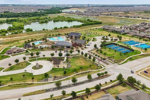 Tiny photo for 2900 Half Moon Road, Aubrey, TX 76227 (MLS # 21341516)
