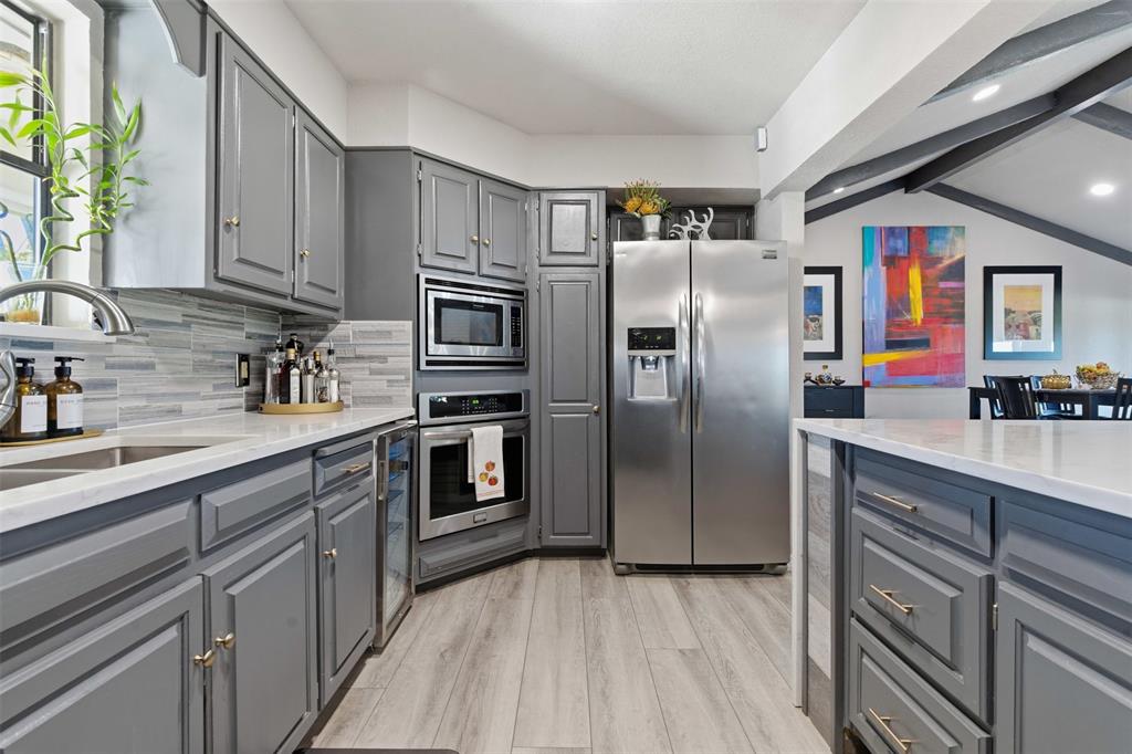 Decordova Bend Estate - Residential