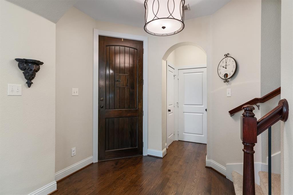 925 Brook Forest Lane