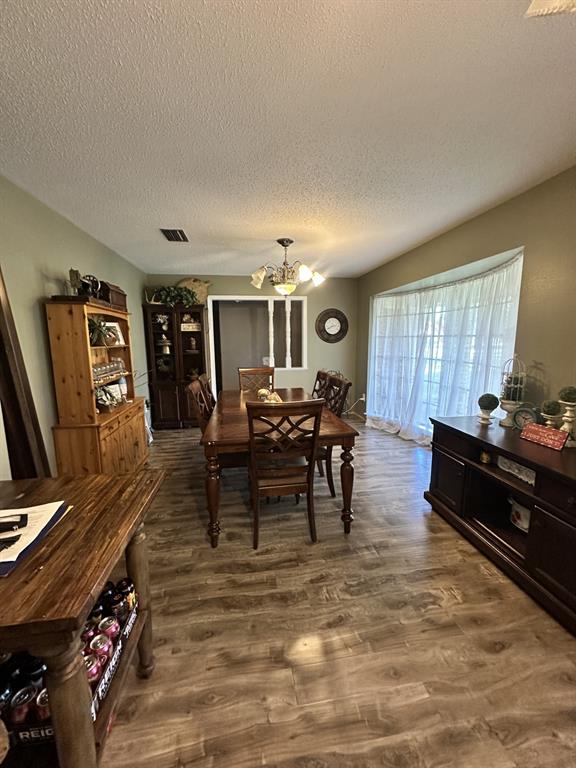 Country Club Acres - Residential