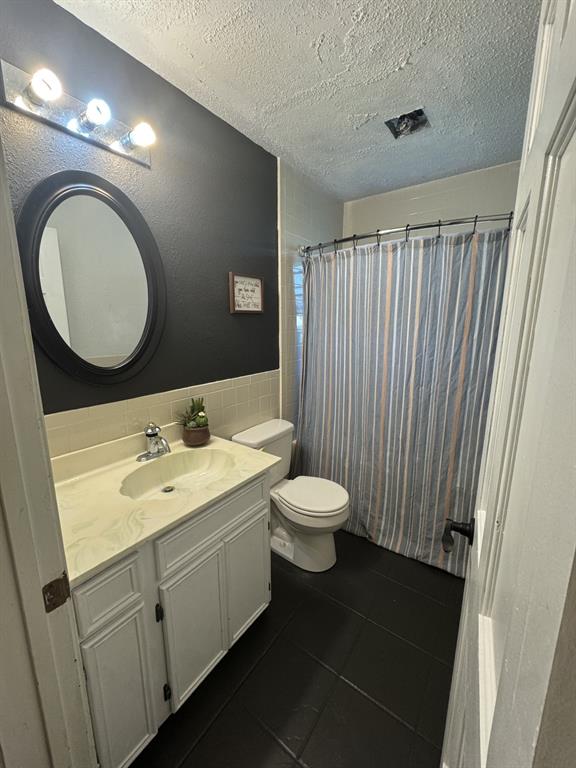 Country Club Acres - Residential