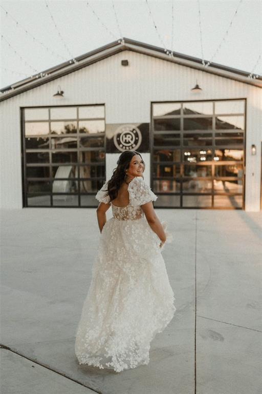 na - Commercial Sale