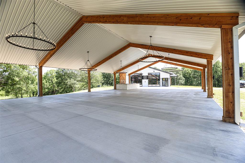 na - Commercial Sale