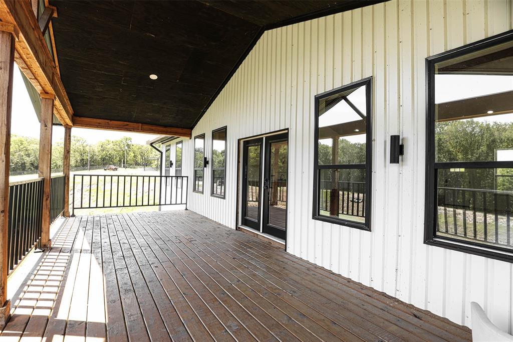 na - Commercial Sale