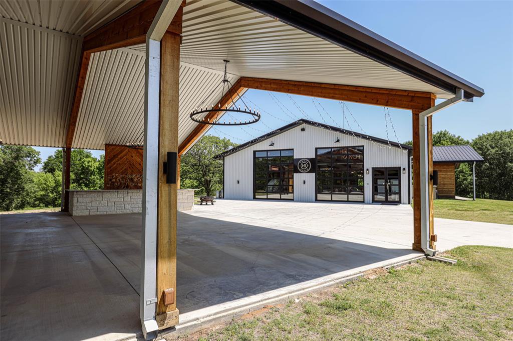 9016 County Road 2329